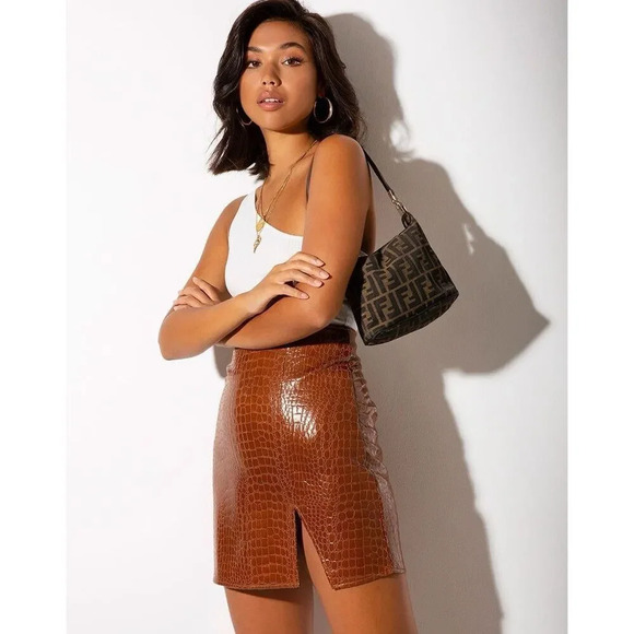 Motel Wren Mini Skirt In PU Croco Brown - Picture 3 of 11
